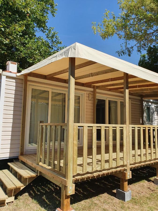 Camping Le Brochet 페론네 외부 사진